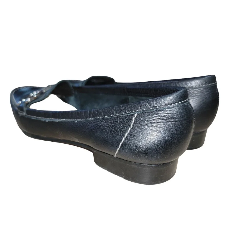 Arturo‎ Chiang Women's 8.5 M Black Pebbled Leather Horse Bit Loafers Flats